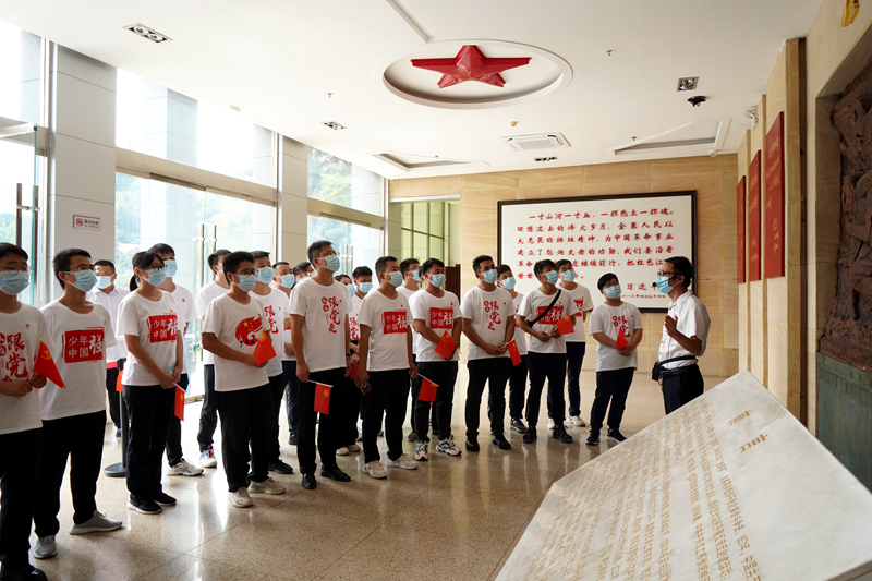 公司團(tuán)委開展“喜迎二十大、永遠(yuǎn)跟黨走、奮進(jìn)新征程”主題團(tuán)日活動(dòng)7